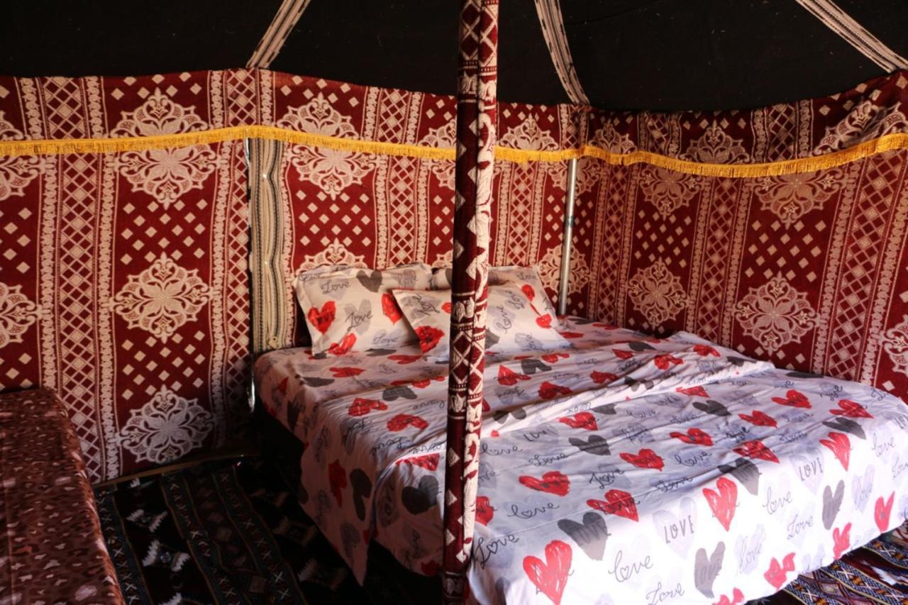 Private Bedouin Tent -Odpc Shāhiq Exterior foto